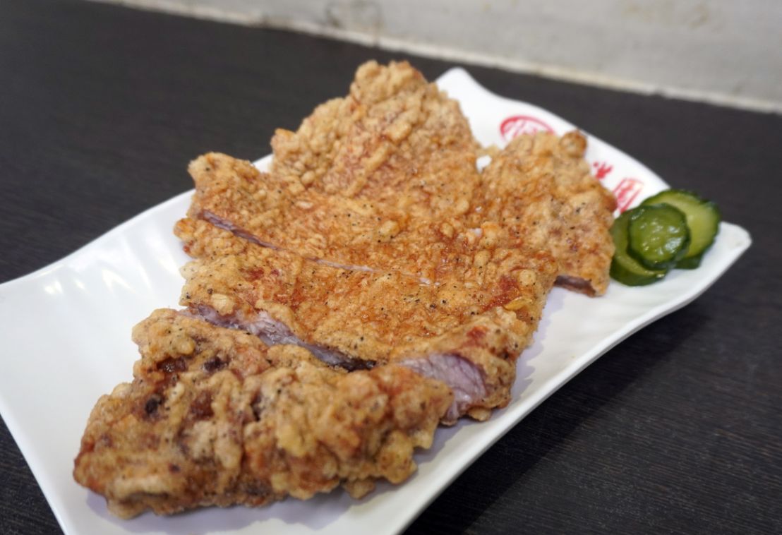 台北萬華│金滿園排骨(原金園排骨武昌店)│西門町必吃,排骨內嫩外酥,黑胡椒香濃郁,附2026年最新菜單 - 第10張圖 台北萬華│金滿園排骨(原金園排骨武昌店)│西門町必吃,排骨內嫩外酥,黑胡椒香濃郁,附2026年最新菜單