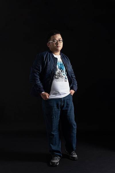 袁彬的個人形象照 (1).jpg
