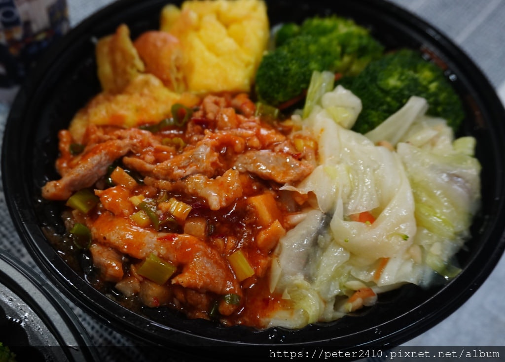 柯達大飯店防疫外帶便當 (12).JPG
