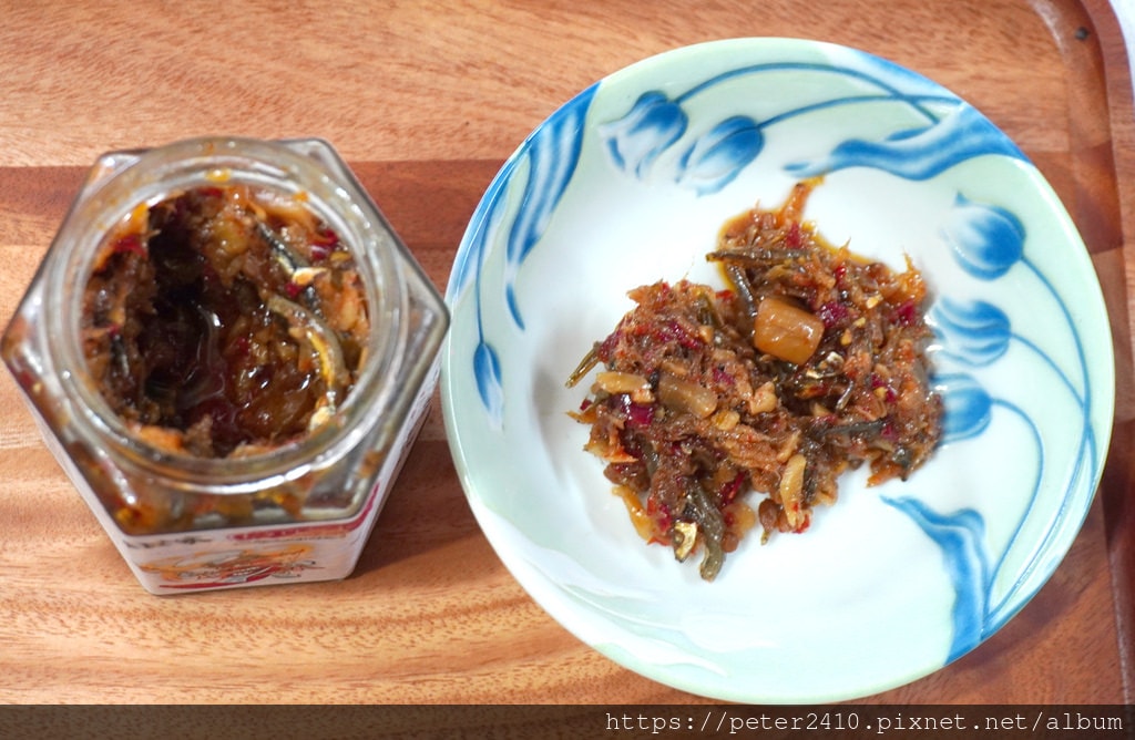 麻辣世家紅半天醬料開箱 (6).JPG