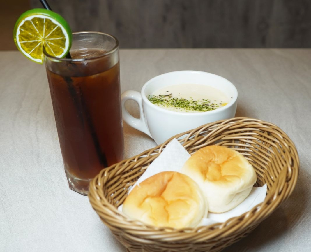 基隆仁愛|小義城義大利麵基隆店|鄰近菊姐大腸圈的平價義大利麵店,寵物友善餐廳,麵條Q彈料豐富 - 第14張圖