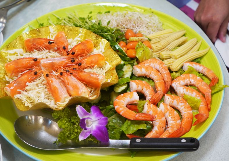 台中美食|梧棲來來海鮮餐廳|超人氣聚餐餐廳,料理澎拜豐盛,假日停車場一位難求 - 第21張圖
