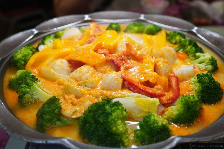 台中美食|梧棲來來海鮮餐廳|超人氣聚餐餐廳,料理澎拜豐盛,假日停車場一位難求 - 第24張圖