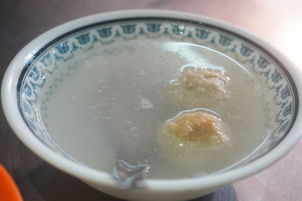基隆廟口美食|21號魯排骨飯|超人氣排骨飯,先炸後魯,味道豐富,最推旗魚飯 - 第17張圖