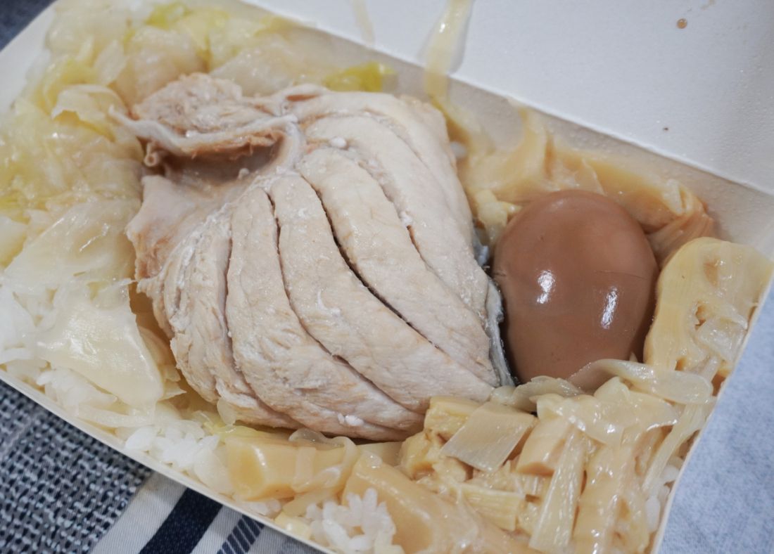 基隆廟口美食|21號魯排骨飯|超人氣排骨飯,先炸後魯,味道豐富,最推旗魚飯 - 第9張圖