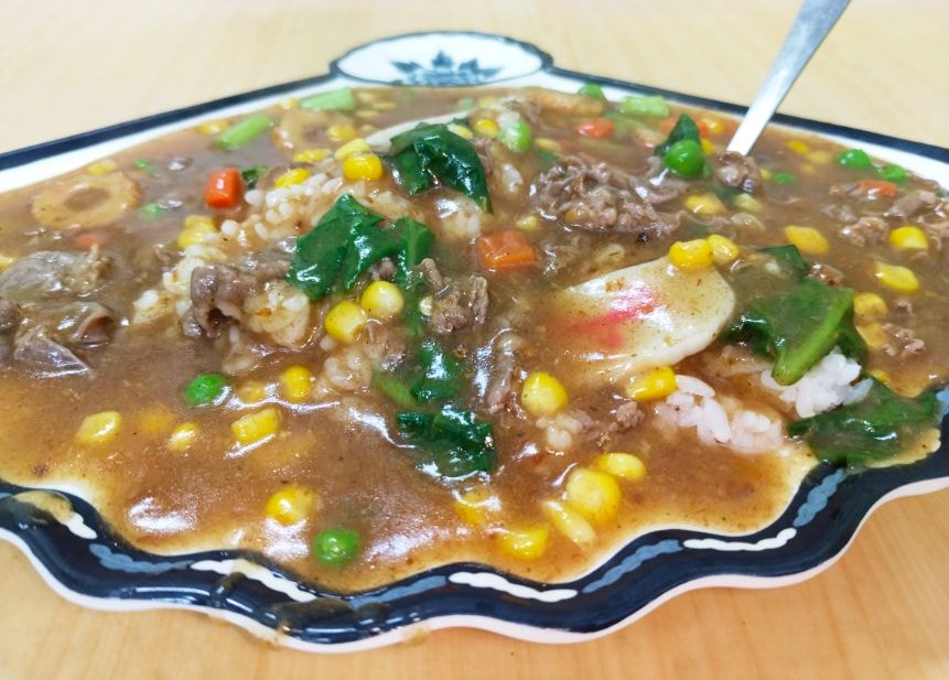 基隆仁愛|張仙燴飯|在地人推薦的人氣美食,炒飯燴飯份量十足,價格親民 - 第6張圖