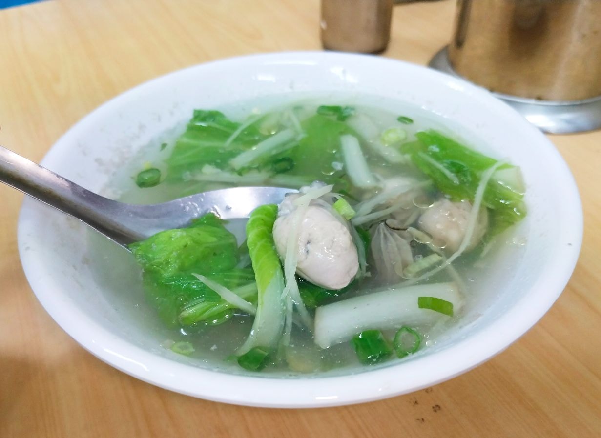 基隆仁愛|張仙燴飯|在地人推薦的人氣美食,炒飯燴飯份量十足,價格親民 - 第10張圖