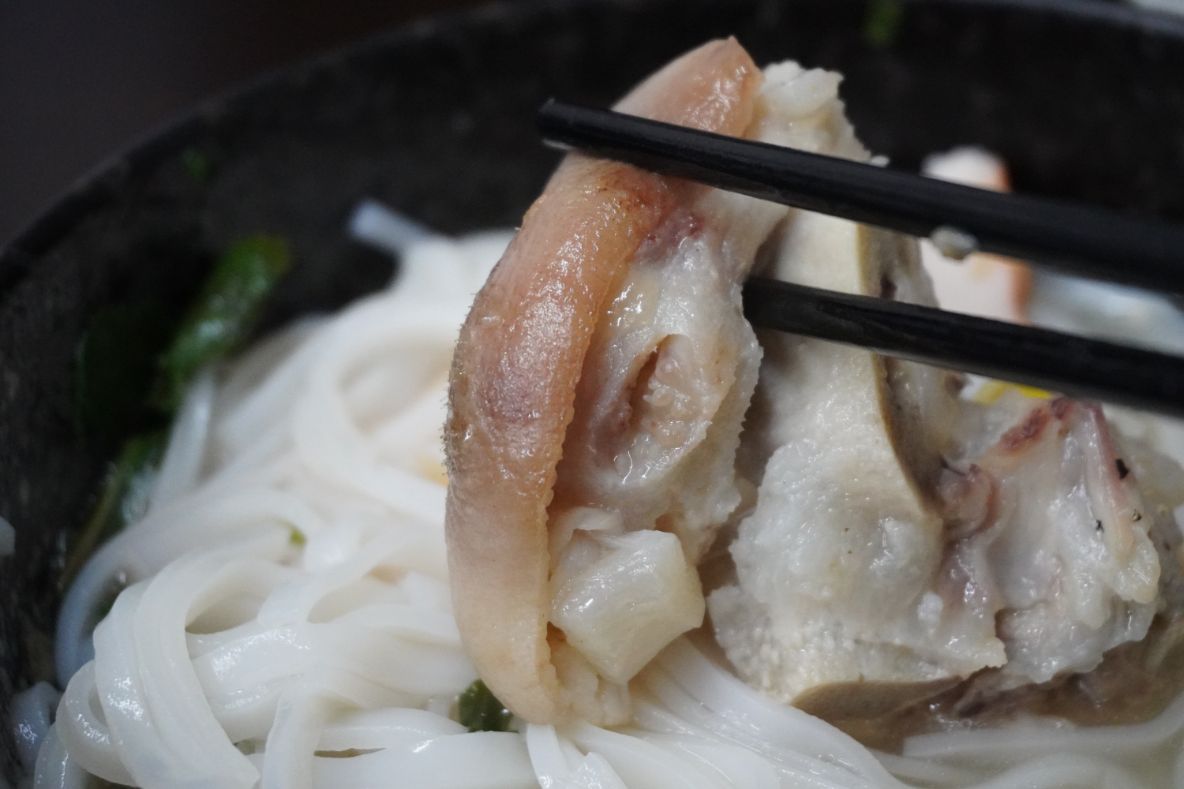 基隆仁愛|越南河粉滷味小舖|孝三路越式料理推薦,生春捲料豐富價格親民 - 第10張圖