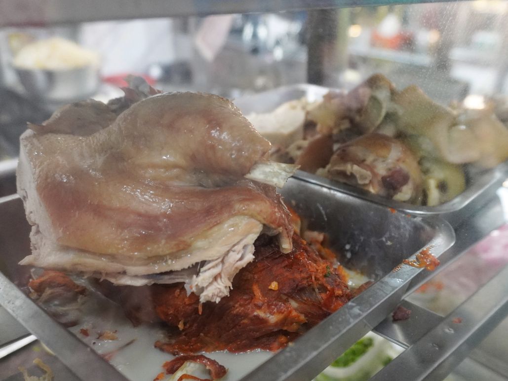 基隆仁愛|越南河粉滷味小舖|孝三路越式料理推薦,生春捲料豐富價格親民 - 第7張圖