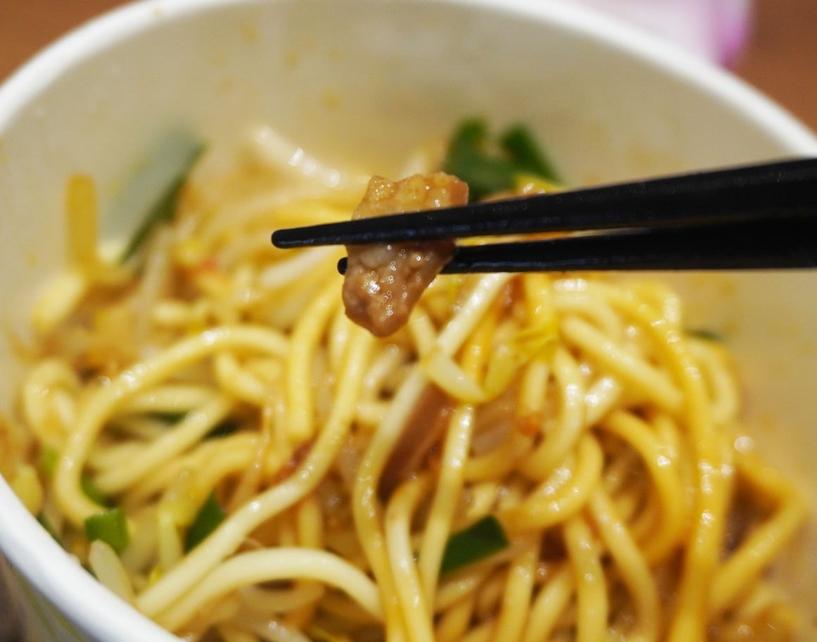 新竹東區|青草湖木家香腸|傳承3代, 經營超過50年的小吃店,辣味香腸炭火烘烤,香氣濃郁 - 第16張圖