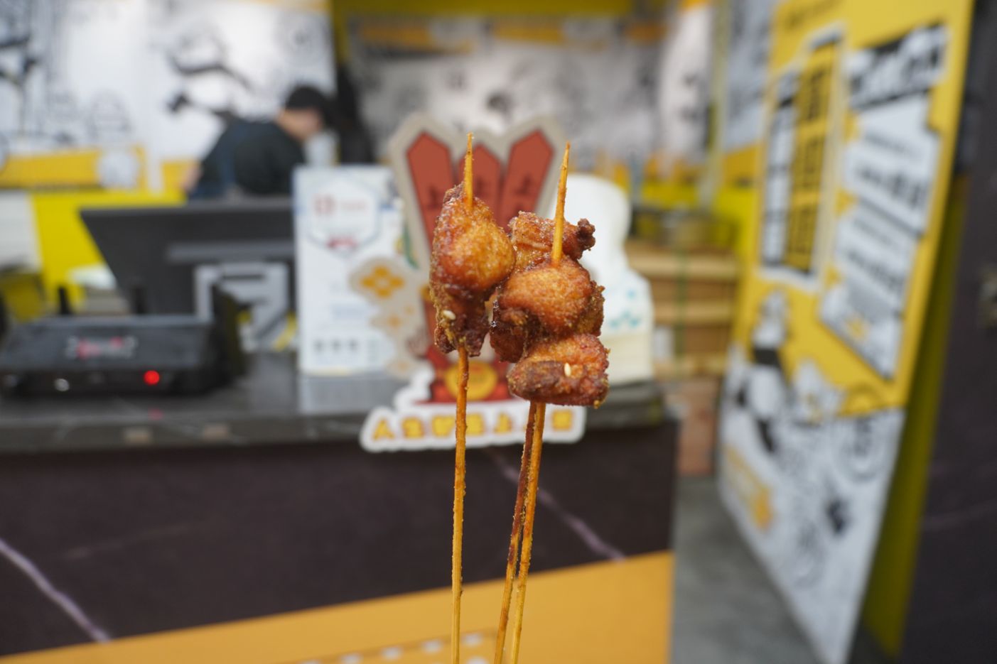台中西屯|憨哥倆炸串逢甲店|逢甲夜市必吃炸物,藝人李易推薦美食 - 第23張圖