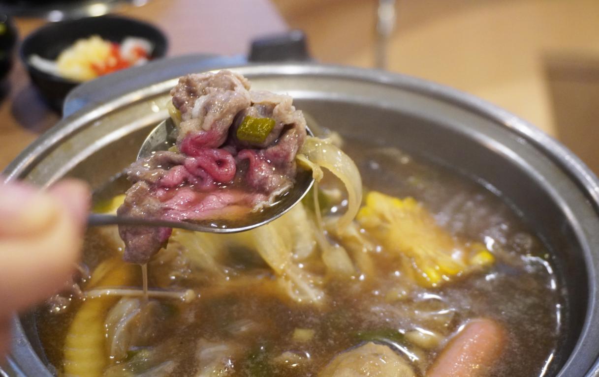台中西屯|可麗亞石頭火鍋專賣店|50年老品牌,小火鍋食材豐富,爆香石頭火鍋湯頭濃郁 - 第27張圖
