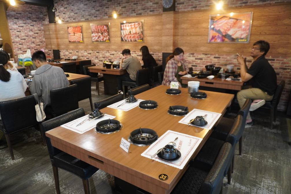 台中西屯|可麗亞石頭火鍋專賣店|50年老品牌,小火鍋食材豐富,爆香石頭火鍋湯頭濃郁 - 第8張圖