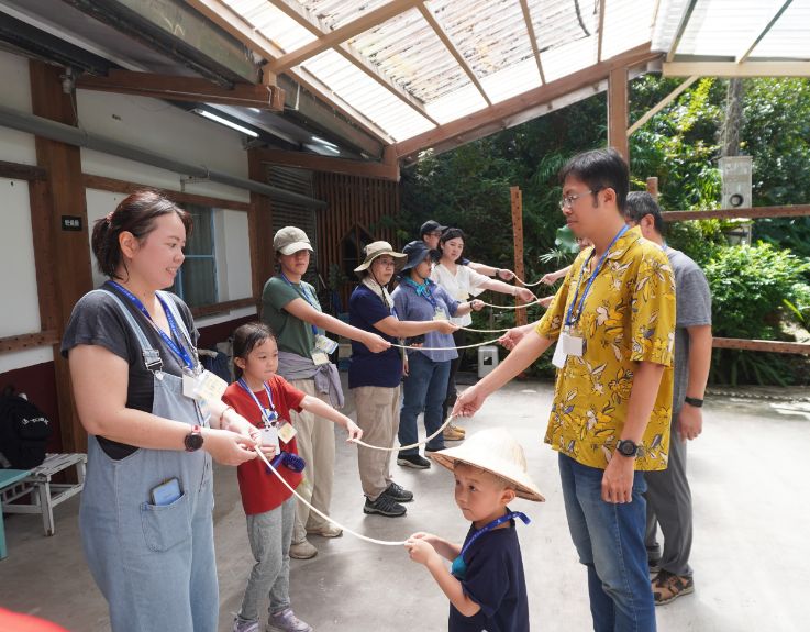 石碇一日遊|第三屆百人植物染|淡蘭古道走讀,體驗拉麵線,感受薯榔染的魅力 - 第26張圖 石碇一日遊|第三屆百人植物染|淡蘭古道走讀,體驗拉麵線,感受薯榔染的魅力