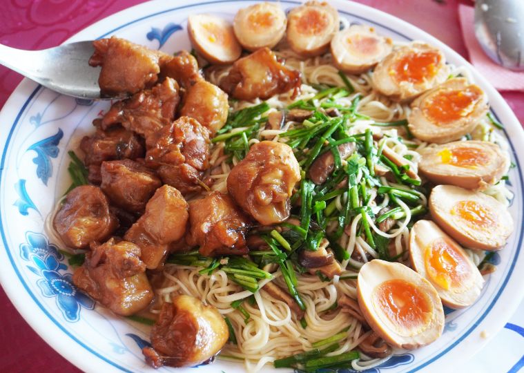 石碇一日遊｜第三屆百人植物染｜淡蘭古道走讀，體驗拉麵線，感受薯榔染的魅力