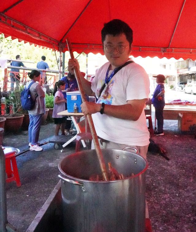 石碇一日遊|第三屆百人植物染|淡蘭古道走讀,體驗拉麵線,感受薯榔染的魅力 - 第60張圖 石碇一日遊|第三屆百人植物染|淡蘭古道走讀,體驗拉麵線,感受薯榔染的魅力
