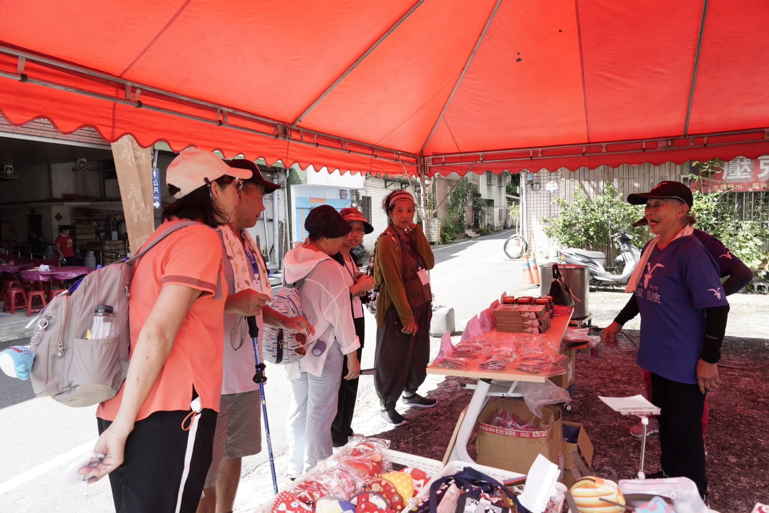 石碇一日遊｜第三屆百人植物染｜淡蘭古道走讀，體驗拉麵線，感受薯榔染的魅力