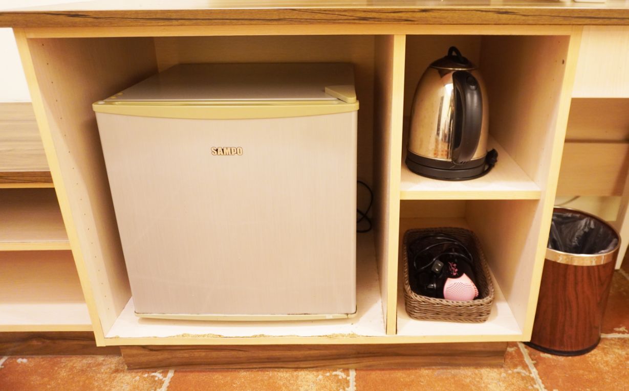 台東住宿|忘憂館景觀旅店|超人氣親子飯店,外觀帶有希臘地中海風格,夢幻粉紅球池讓孩子盡情放電 - 第19張圖