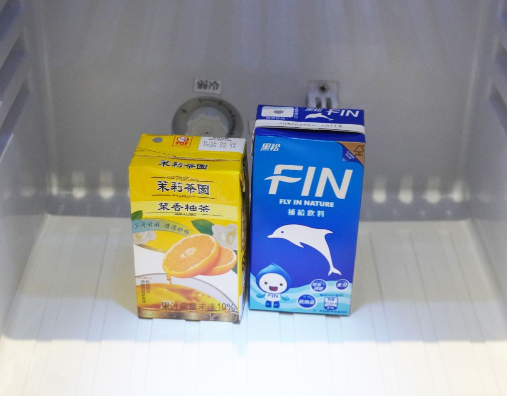 台東住宿|旅人驛站鐵花文創館|鄰近波浪屋的商務旅館,空間簡約乾淨 - 第29張圖