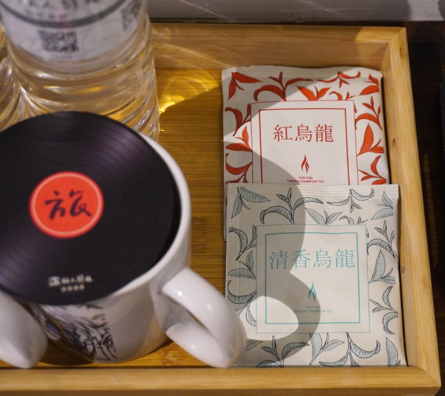 台東住宿|旅人驛站鐵花文創館|鄰近波浪屋的商務旅館,空間簡約乾淨 - 第28張圖