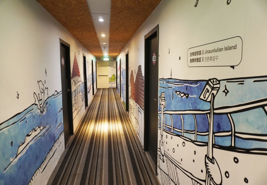 台東住宿|旅人驛站鐵花文創館|鄰近波浪屋的商務旅館,空間簡約乾淨 - 第13張圖