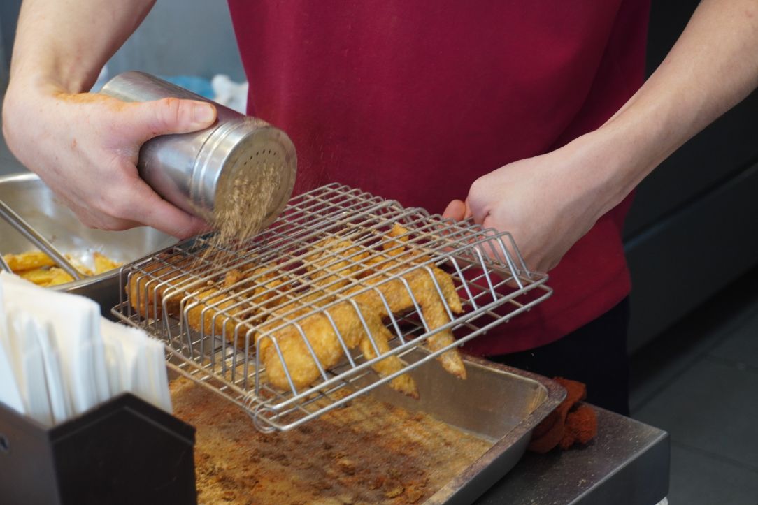 台北北投|陳季炸雞北投店|超人氣銅板美食,鄰近北投市場的老牌炸雞店 - 第9張圖