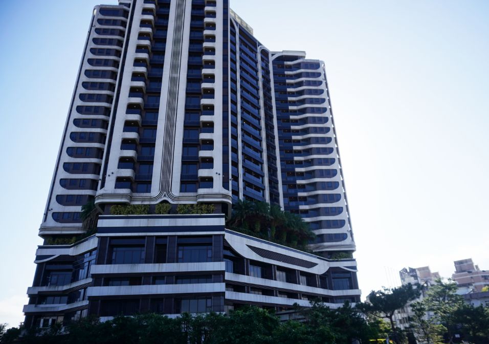 宜蘭羅東｜村却The Roof 190星空酒吧｜擁有270度視野的景觀酒吧