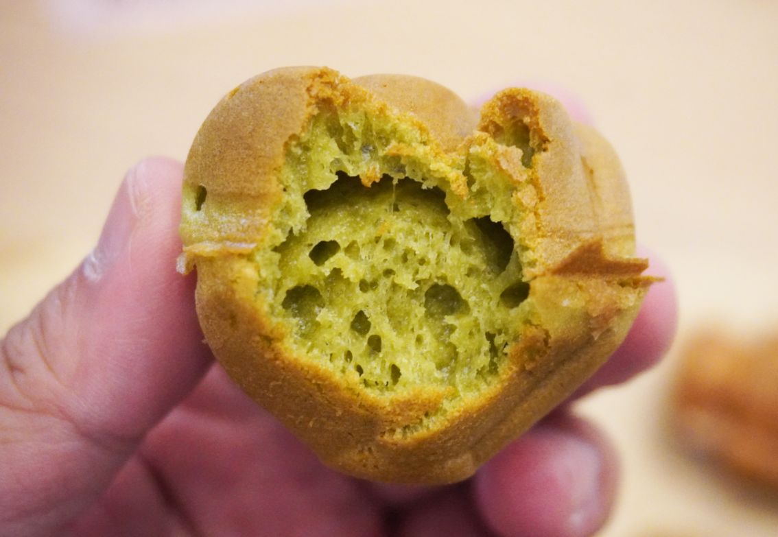 台北南港|紅玉滿赤心雞蛋糕|期間限定美食,來LaLaport逛商場看電影必吃 - 第17張圖 台北南港|紅玉滿赤心雞蛋糕|期間限定美食,來LaLaport逛商場看電影必吃