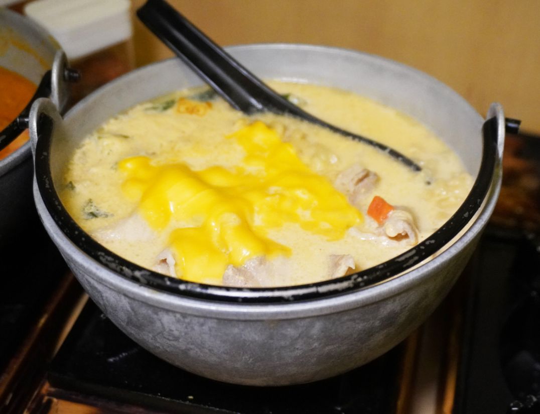 台北大安｜柒息地串燒居酒屋延吉店｜鄰近大巨蛋的宵夜天堂，神醬串燒一吃入魂、鍋物湯品令人驚豔