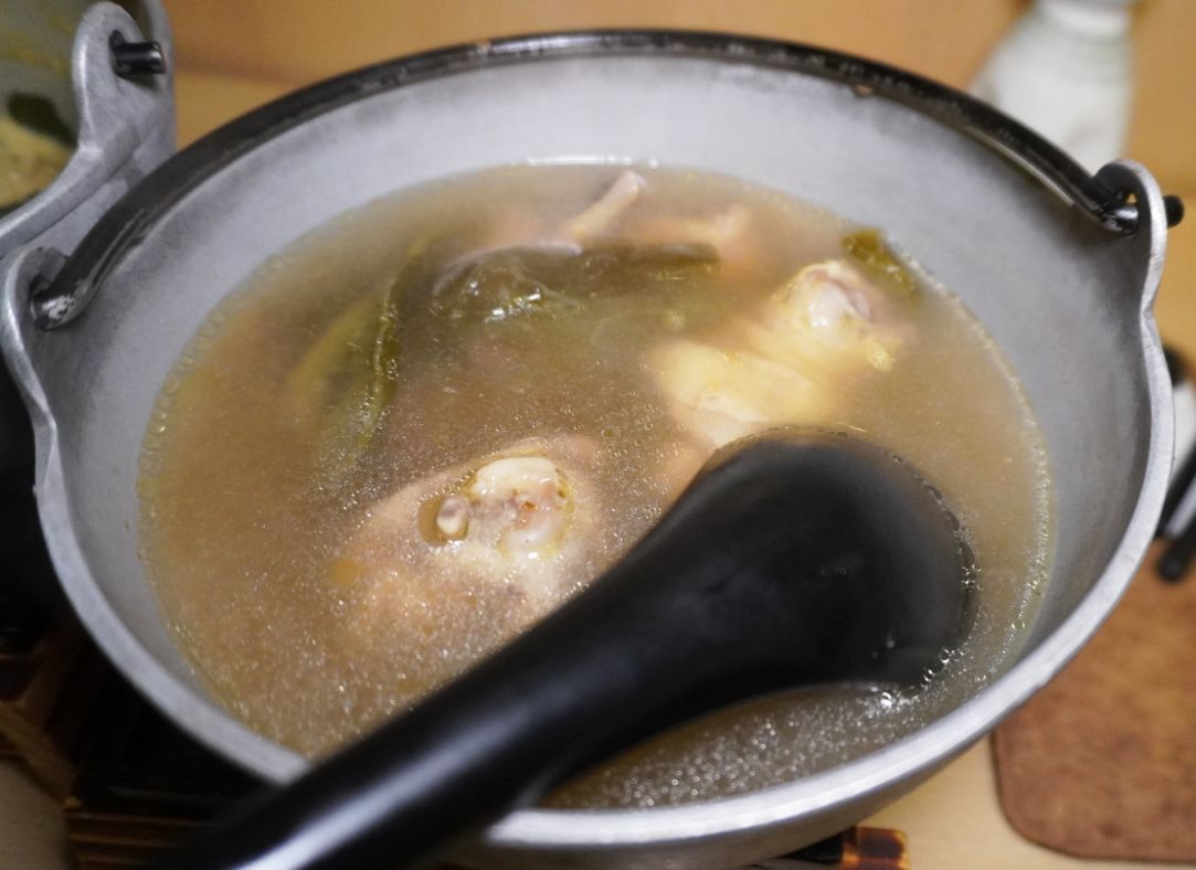 台北大安｜柒息地串燒居酒屋延吉店｜鄰近大巨蛋的宵夜天堂，神醬串燒一吃入魂、鍋物湯品令人驚豔