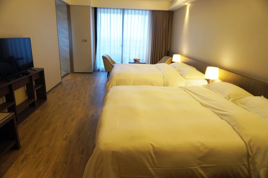 開團｜村却國際溫泉酒店｜羅東溫泉飯店推薦，雙湯池，百萬夜景，明廚百匯吃到飽，情侶約會首選