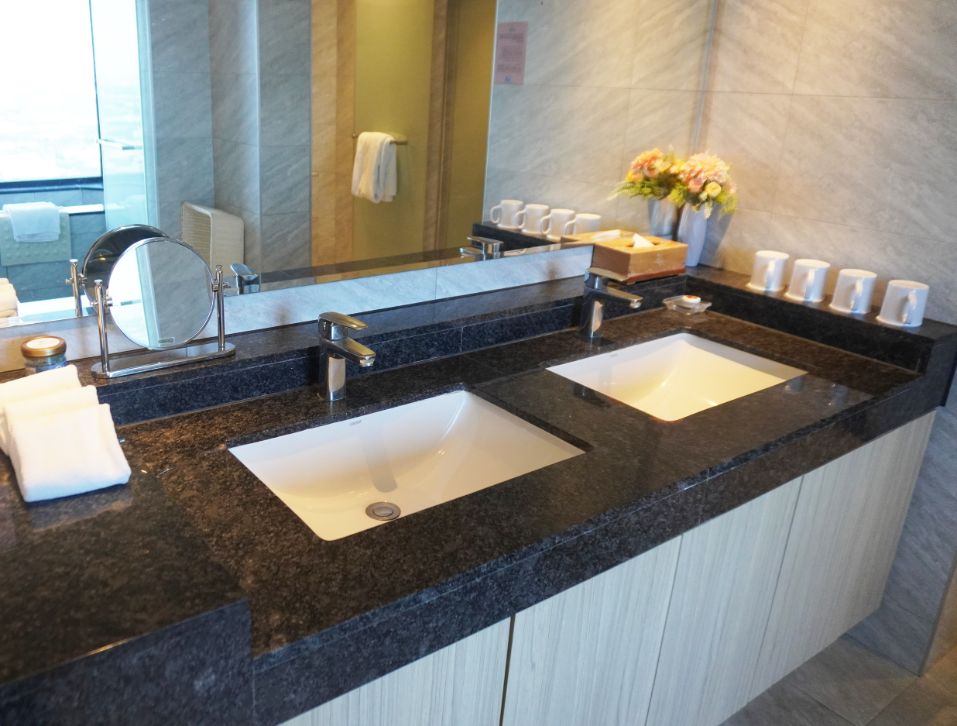 開團｜村却國際溫泉酒店｜羅東溫泉飯店推薦，雙湯池，百萬夜景，明廚百匯吃到飽，情侶約會首選