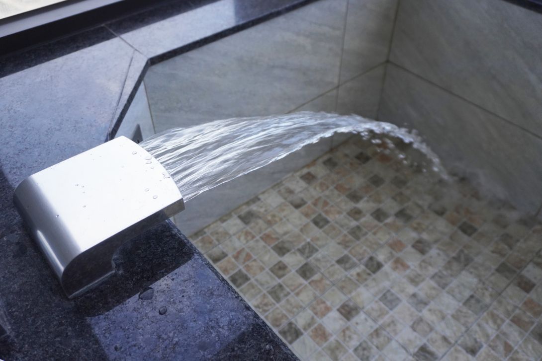 開團｜村却國際溫泉酒店｜羅東溫泉飯店推薦，雙湯池，百萬夜景，明廚百匯吃到飽，情侶約會首選