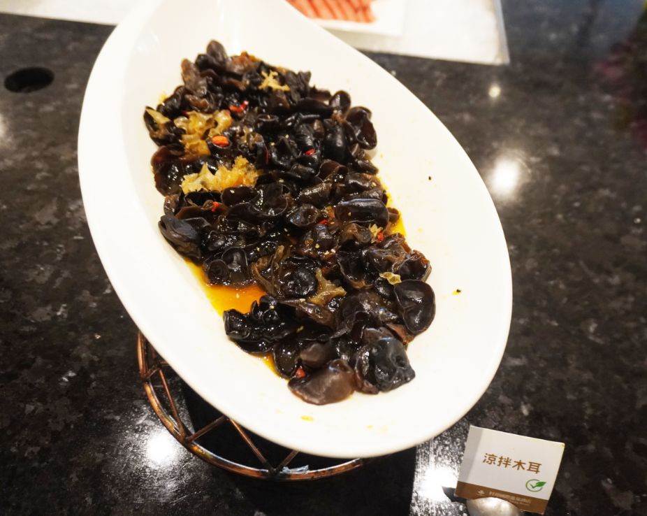 開團｜村却國際溫泉酒店｜羅東溫泉飯店推薦，雙湯池，百萬夜景，明廚百匯吃到飽，情侶約會首選