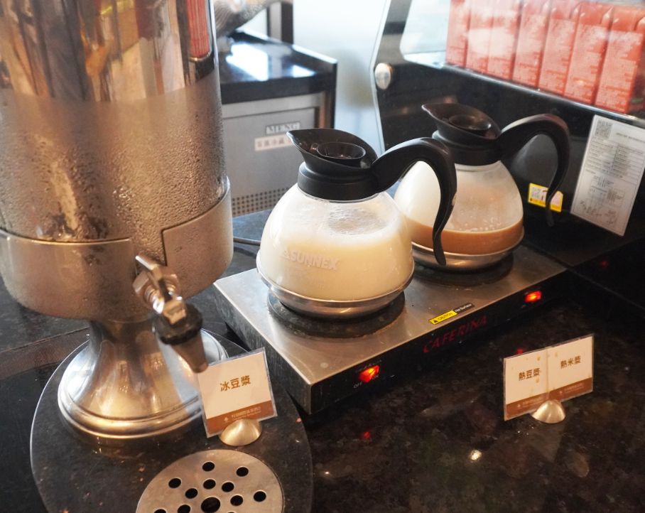 開團｜村却國際溫泉酒店｜羅東溫泉飯店推薦，雙湯池，百萬夜景，明廚百匯吃到飽，情侶約會首選