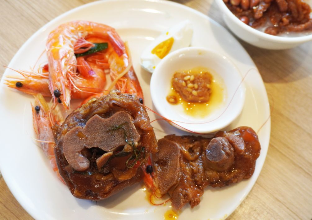 開團｜村却國際溫泉酒店｜羅東溫泉飯店推薦，雙湯池，百萬夜景，明廚百匯吃到飽，情侶約會首選