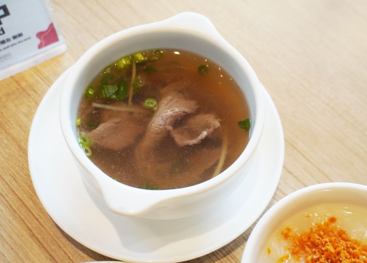 開團｜村却國際溫泉酒店｜羅東溫泉飯店推薦，雙湯池，百萬夜景，明廚百匯吃到飽，情侶約會首選