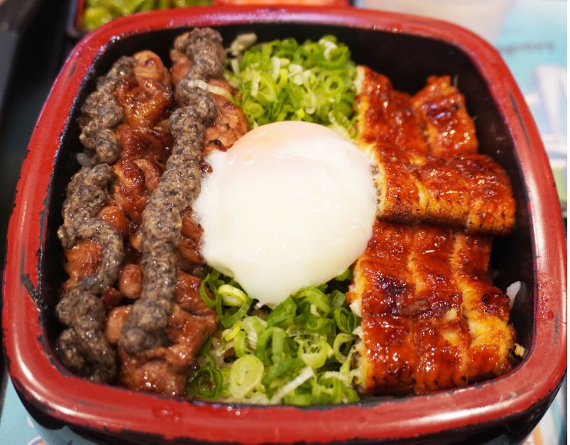 台北鰻魚飯 ｜鰻鰻Express｜南港三井LaLaport美食，松露風安格斯牛鰻重推薦必點
