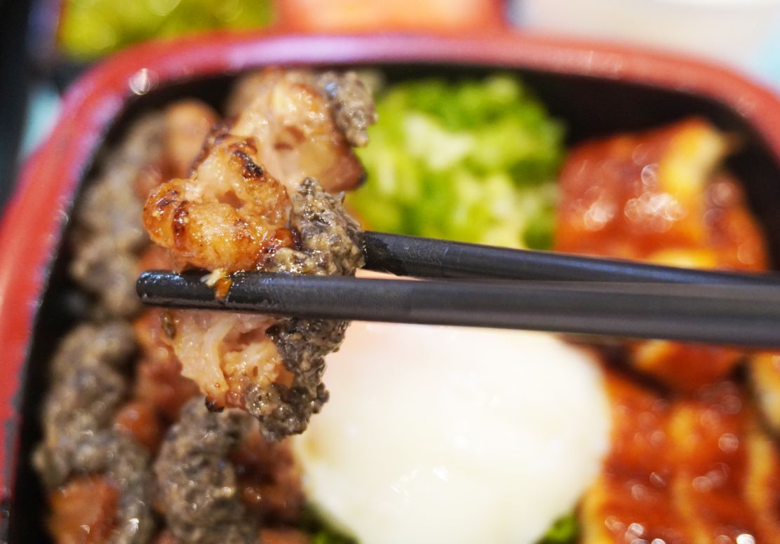 台北鰻魚飯 ｜鰻鰻Express｜南港三井LaLaport美食，松露風安格斯牛鰻重推薦必點