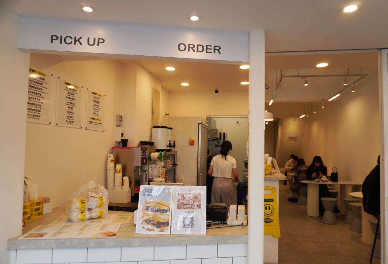 台北南港|晚安早餐新民店|南港軟體園區美食推薦,脆皮蛋餅口味豐富,外酥脆內餡香辣 - 第6張圖 台北南港|晚安早餐新民店|南港軟體園區美食推薦,脆皮蛋餅口味豐富,外酥脆內餡香辣