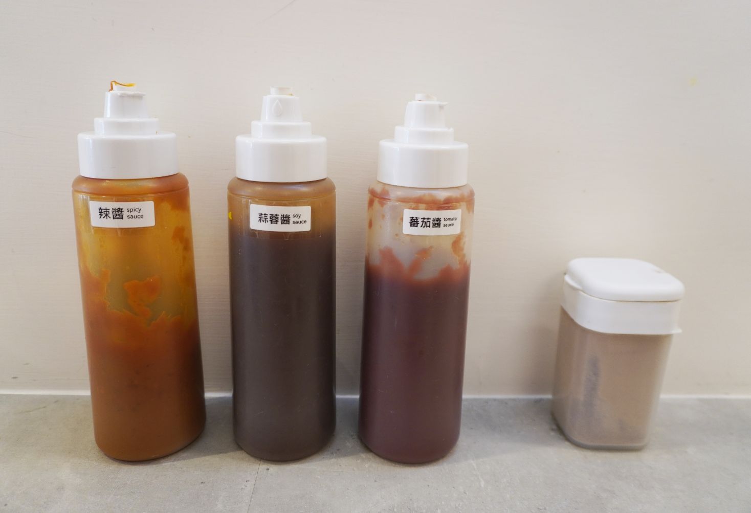 台北南港|晚安早餐新民店|南港軟體園區美食推薦,脆皮蛋餅口味豐富,外酥脆內餡香辣 - 第9張圖 台北南港|晚安早餐新民店|南港軟體園區美食推薦,脆皮蛋餅口味豐富,外酥脆內餡香辣