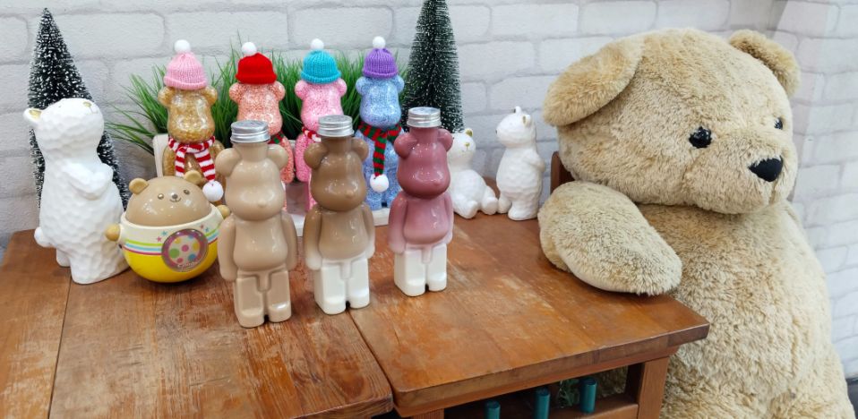 高雄奶茶推薦｜鹽埕小熊奶茶｜來奶茶一條街換個新口味，鄰近雙妃奶茶，萌萌的小熊奶茶超好拍