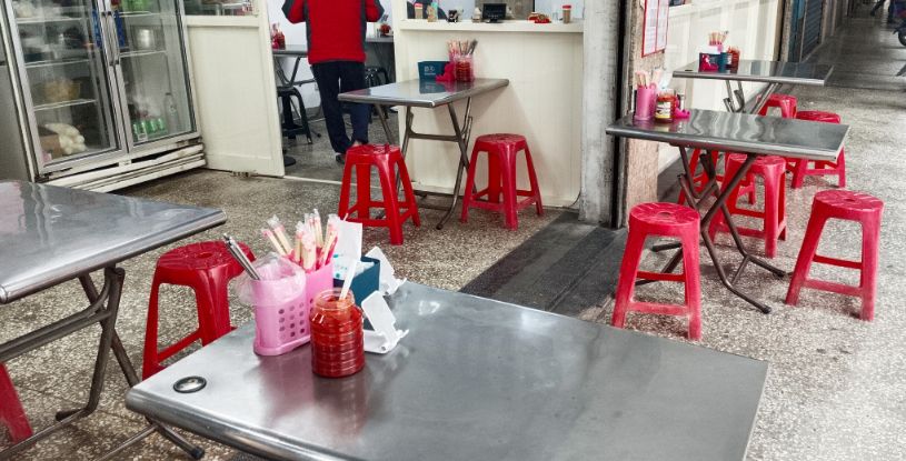 基隆七堵｜阿市麵攤｜百福老字號麵店，在地人的隱藏版美味