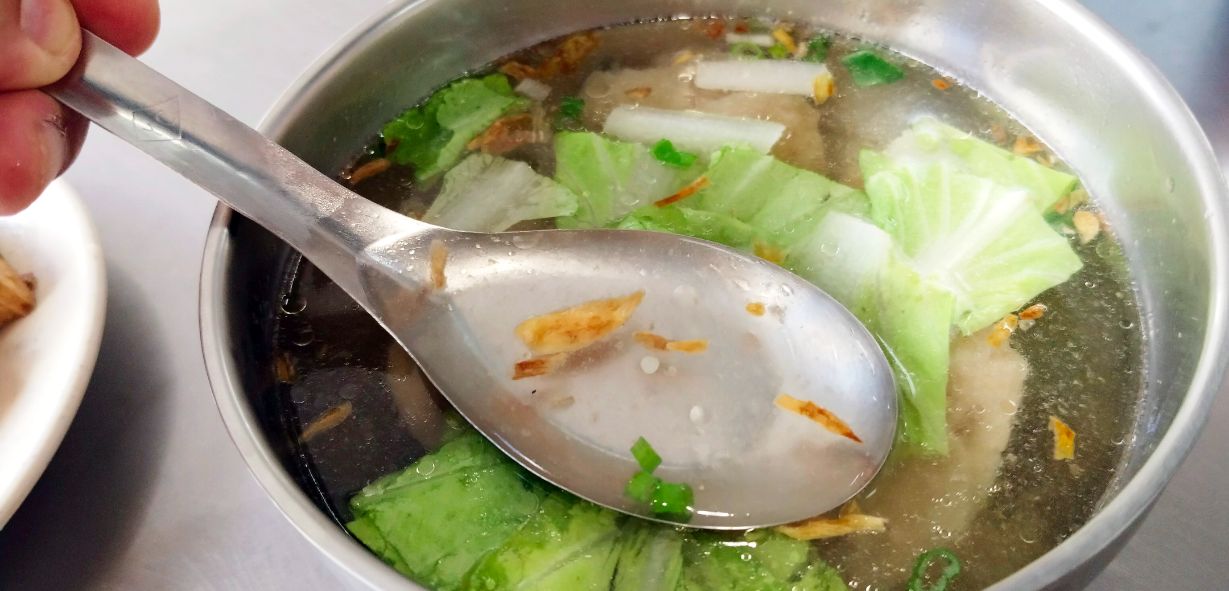 基隆七堵｜阿市麵攤｜百福老字號麵店，在地人的隱藏版美味