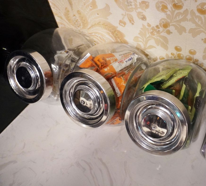 高雄住宿｜鮪魚家族飯店鹽埕館｜位置超好的平價商務旅館，周邊美食小吃豐富