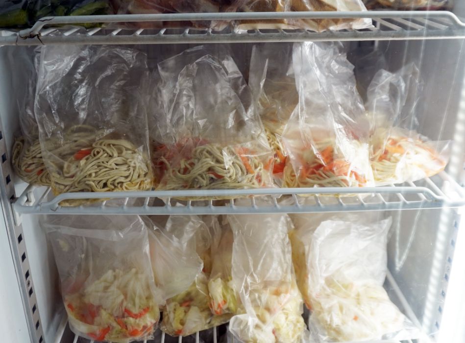 台北萬華｜富宏牛肉麵｜免費加湯加麵，24小時營業的超人氣牛肉麵店