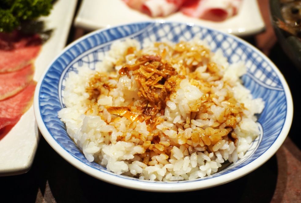 宜蘭火鍋推薦｜鼎楓寶島火鍋旗艦店｜冬山美食推薦，台式爆炒湯頭滋味濃郁，自助吧料豐富，有料蝦滑必推