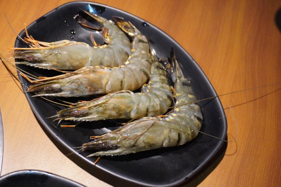 台北萬華｜我!就厲害燒肉放題西門珍饌店｜鄰近西門捷運站6號出口，開業10年的燒肉吃到飽老店