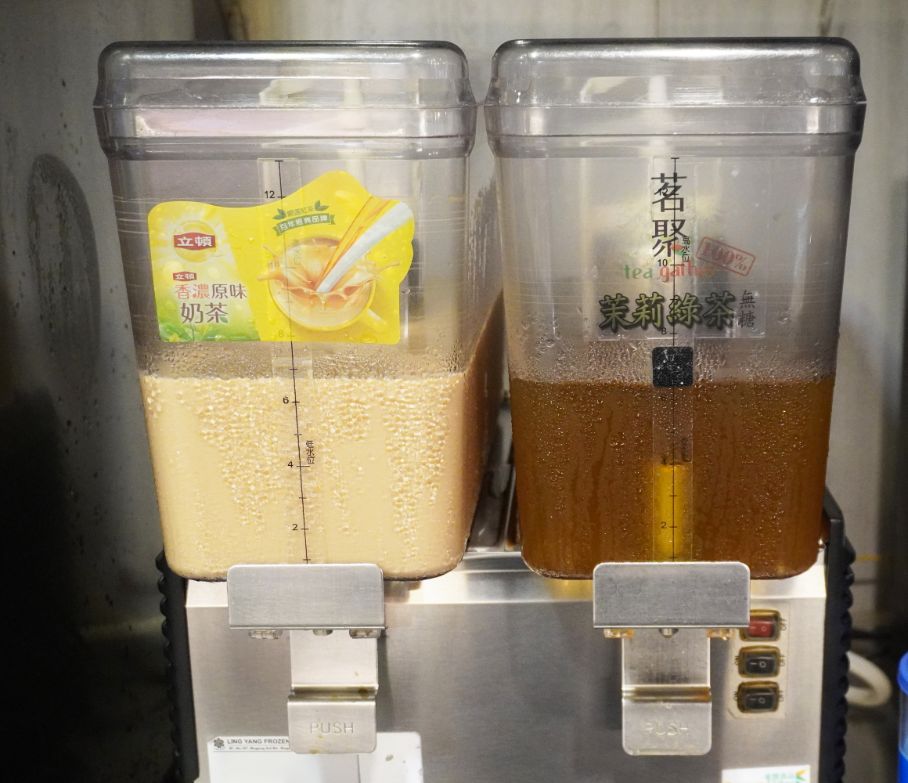 台北萬華｜我!就厲害燒肉放題西門珍饌店｜鄰近西門捷運站6號出口，開業10年的燒肉吃到飽老店