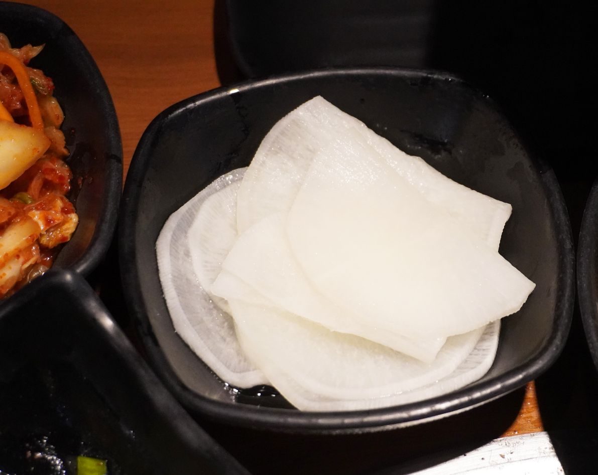 台北萬華｜我!就厲害燒肉放題西門珍饌店｜鄰近西門捷運站6號出口，開業10年的燒肉吃到飽老店